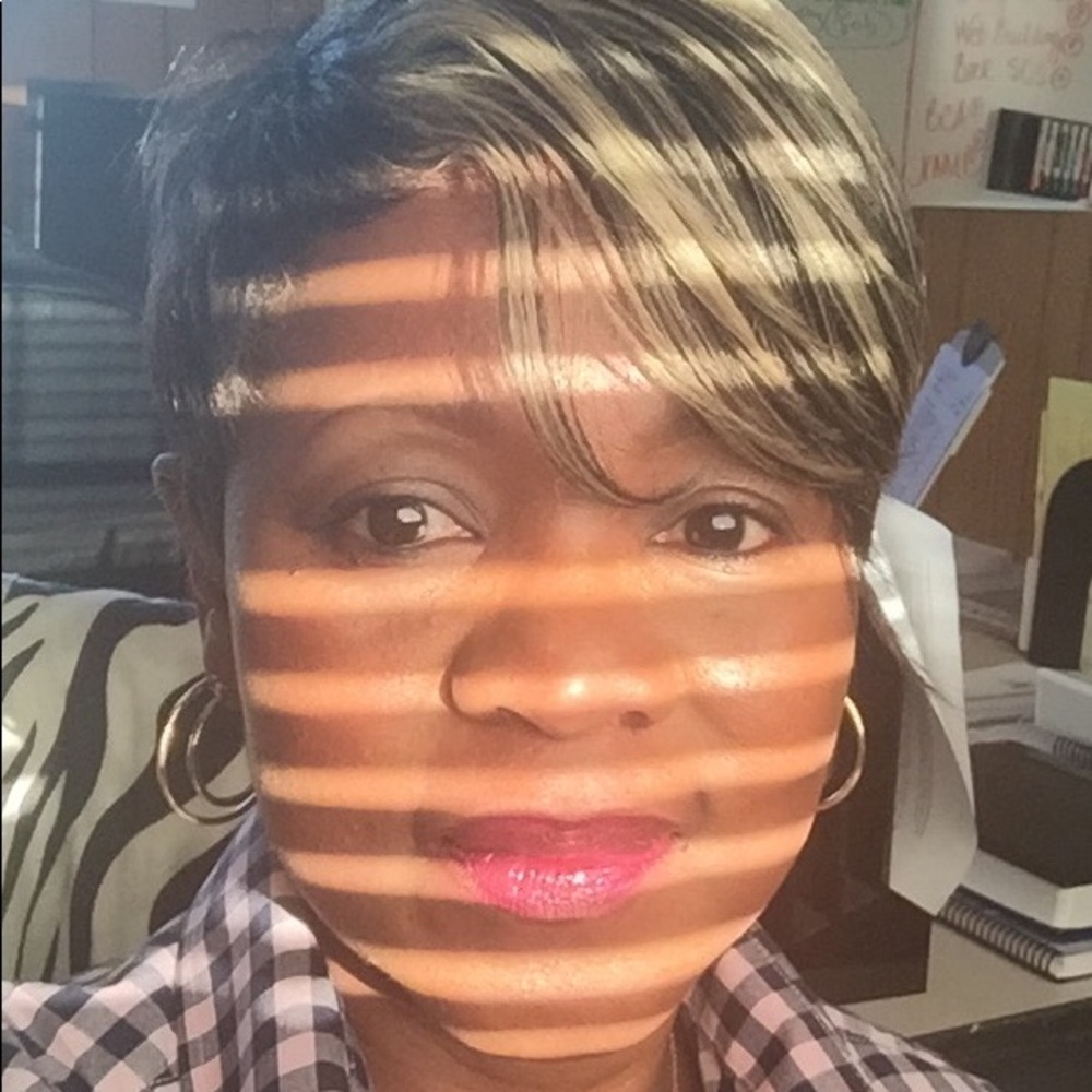 Meet your Posher, Eunice